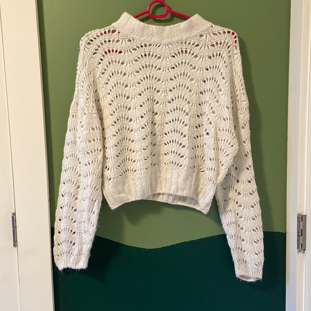 URBAN OUTFITTERS - Knit Sweater